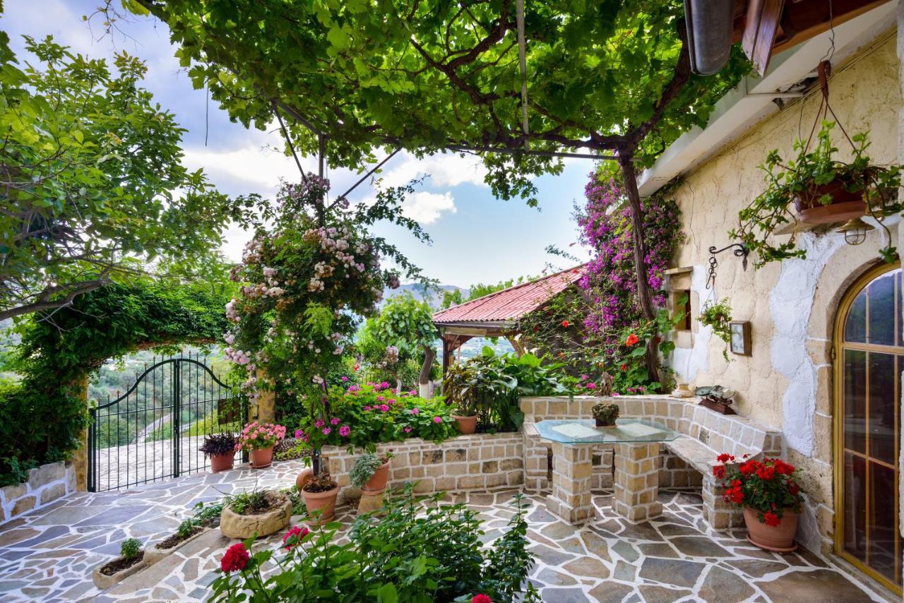 Villa Kapasa Mathés Екстериор снимка