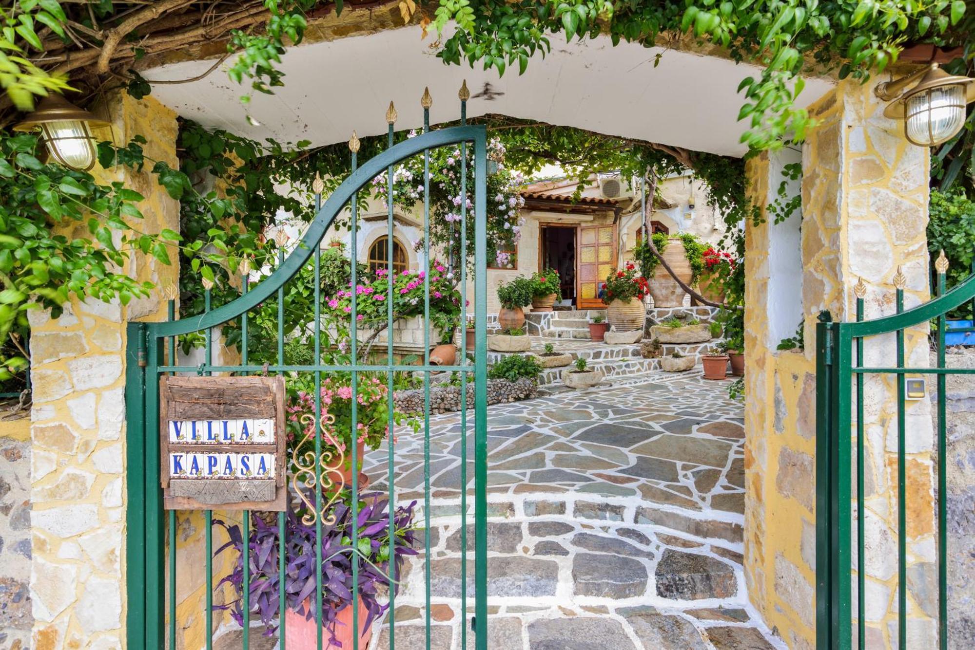 Villa Kapasa Mathés Екстериор снимка